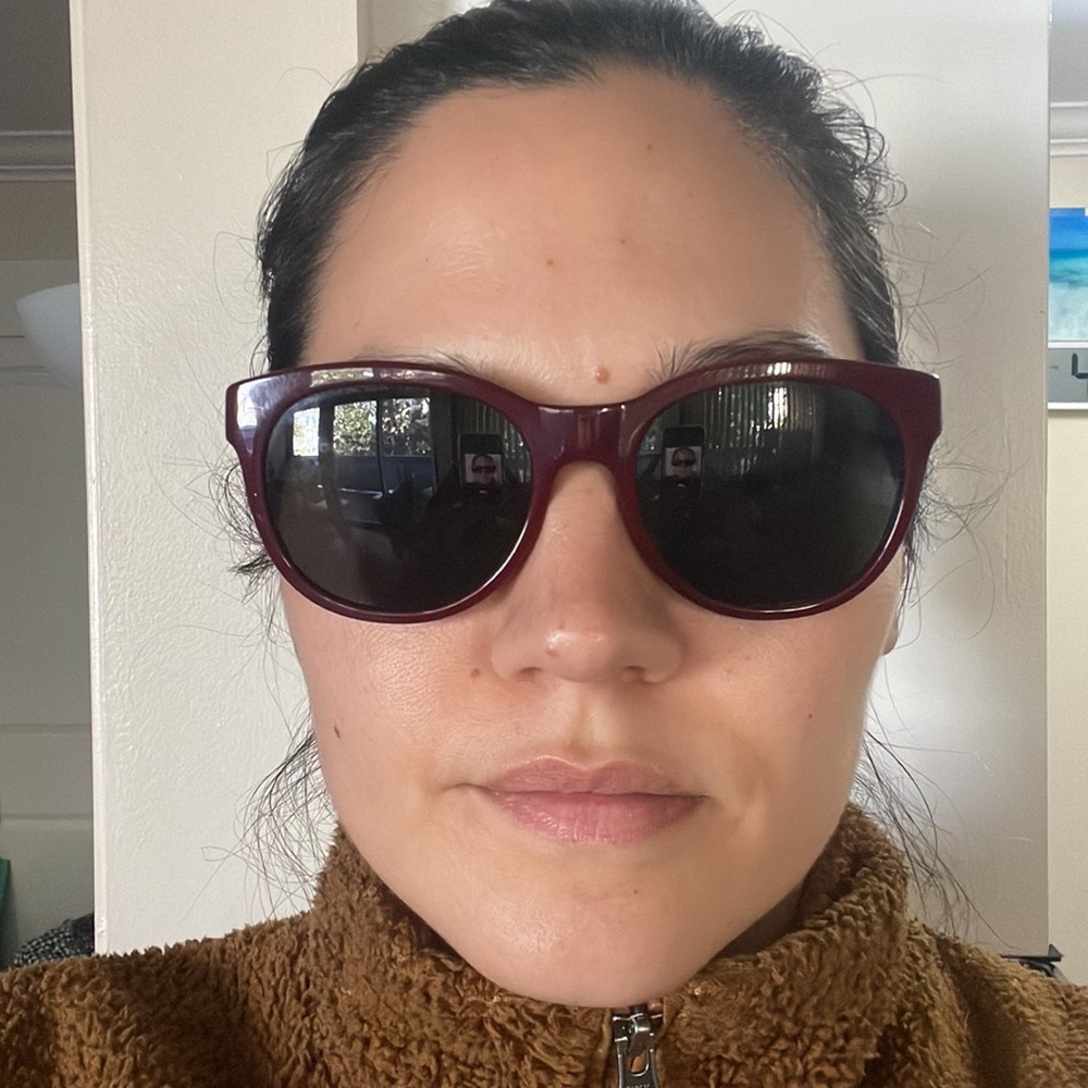 BURBERRY Burgundy Sunglasses - Picture 6 of 8